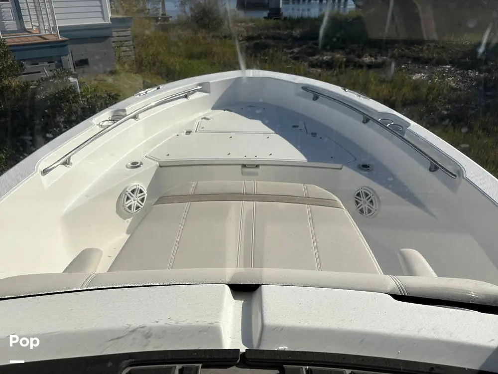 2022 Boston Whaler 220 dauntless