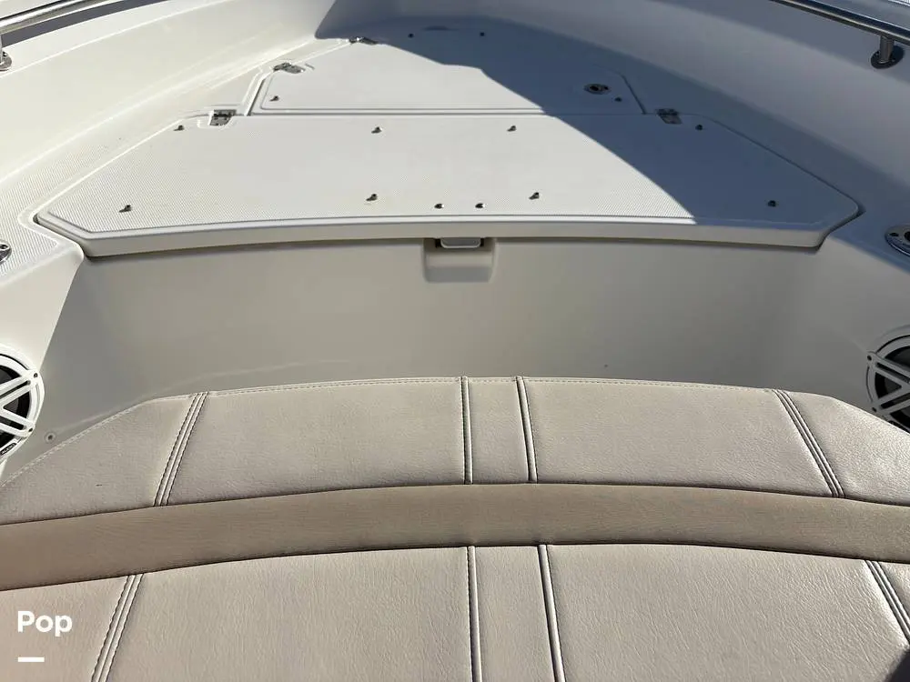 2022 Boston Whaler 220 dauntless