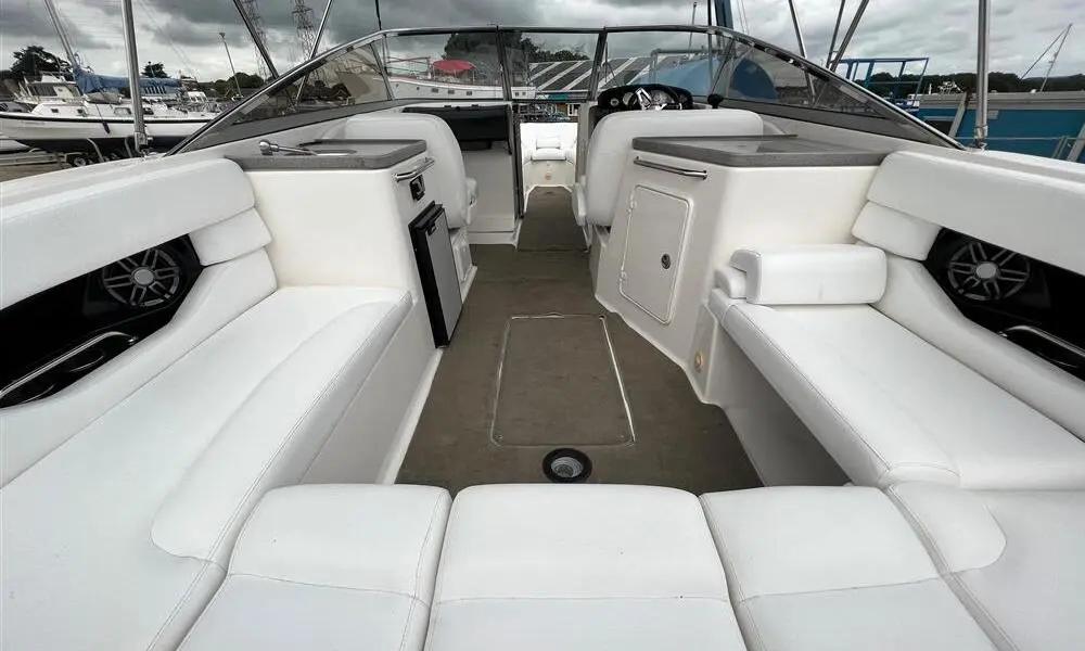 2008 Regal bowrider 2700