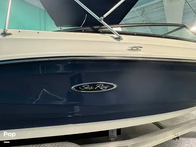 Sea Ray 230 Spx