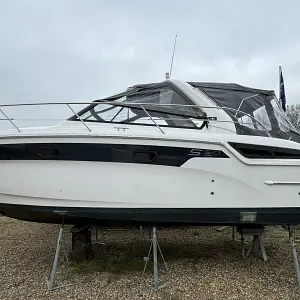 2023 Bavaria 30 Sport