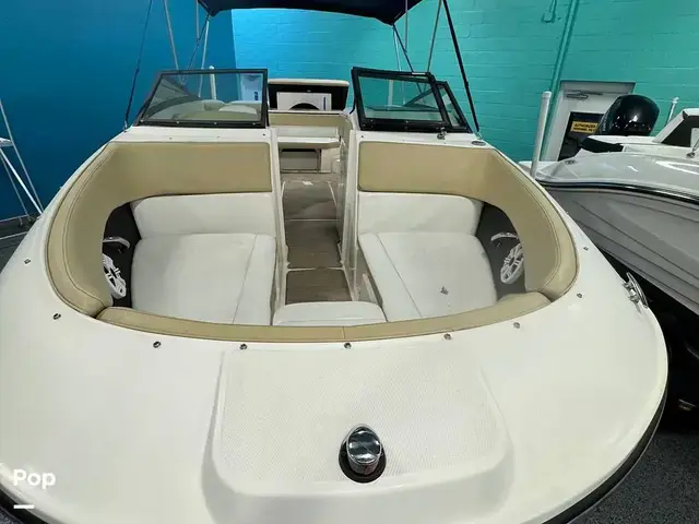 Sea Ray 230 Spx