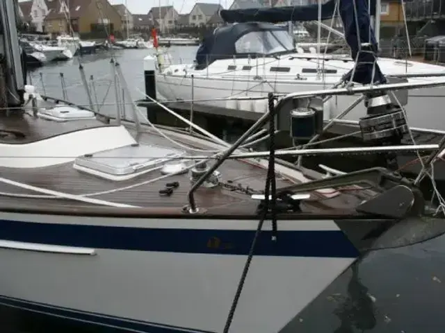 Hallberg Rassy 36