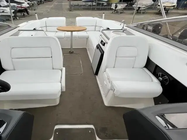 Regal 2700 Bowrider