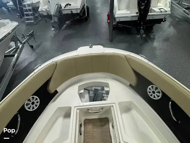 Sea Ray 230 Spx