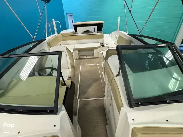 Sea Ray 230 Spx