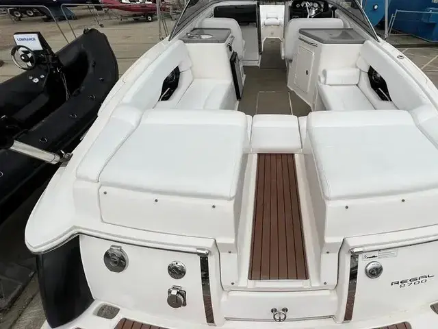 Regal 2700 Bowrider