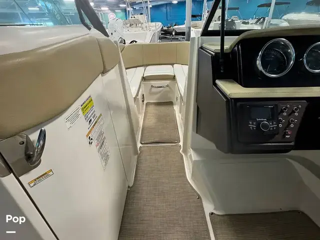 Sea Ray 230 Spx