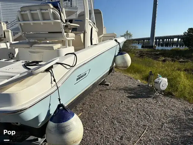 Boston Whaler 220 Dauntless