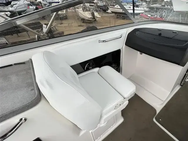 Regal 2700 Bowrider