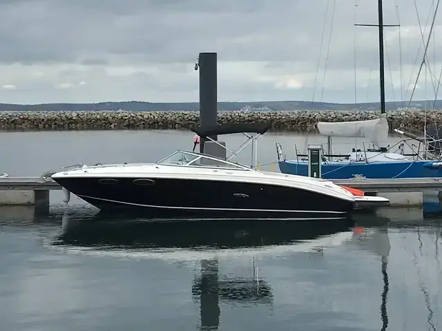 Sea Ray 240 Sun Sport