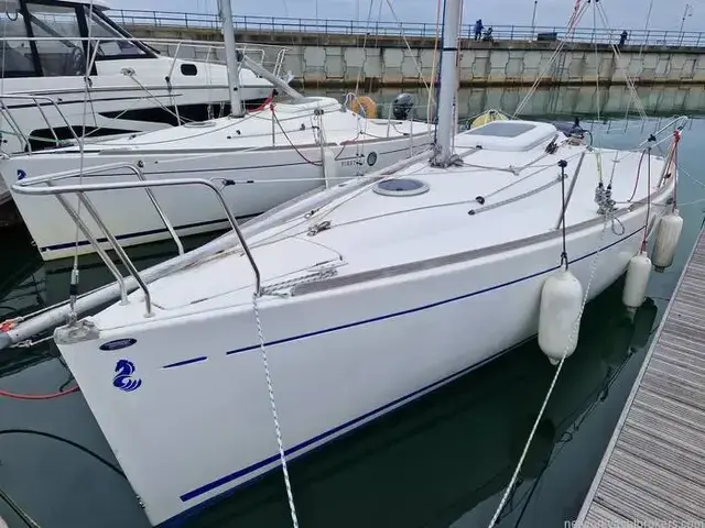 Beneteau First 211