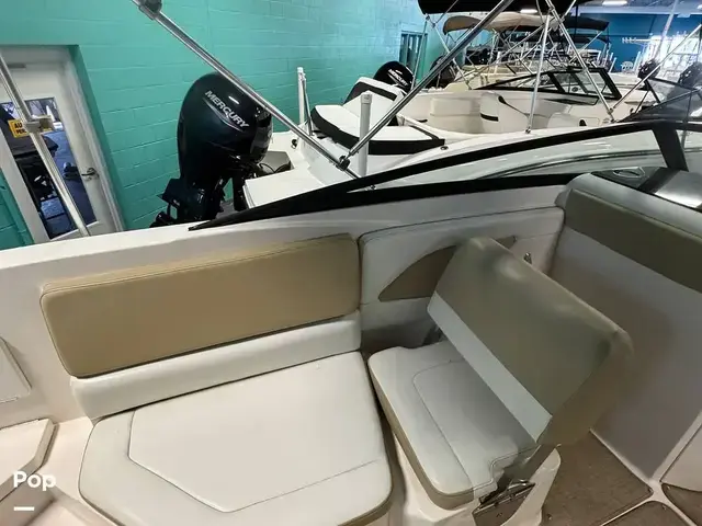 Sea Ray 230 Spx