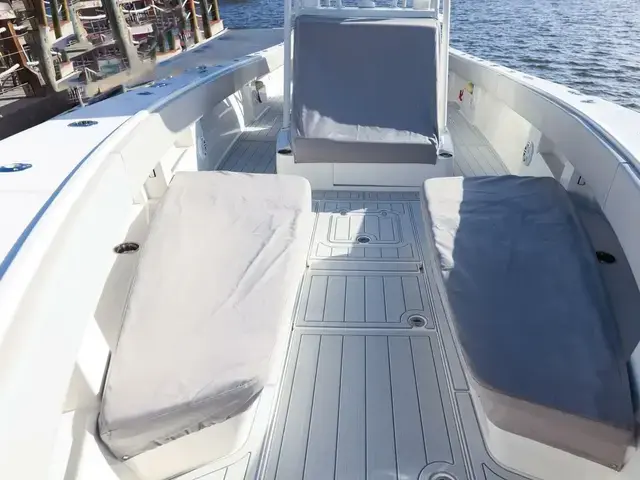 SeaVee 390Z