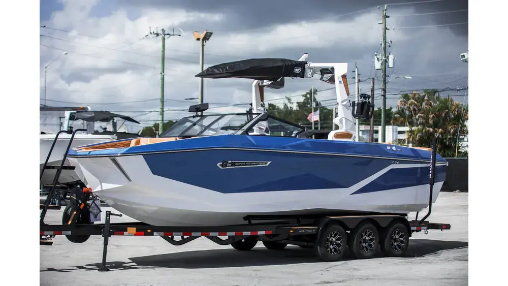 2025 Nautique g25