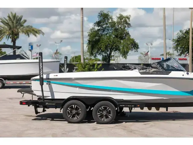 Nautique Boats Ski