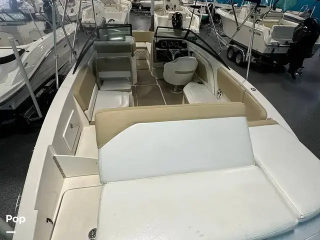 Sea Ray 230 Spx