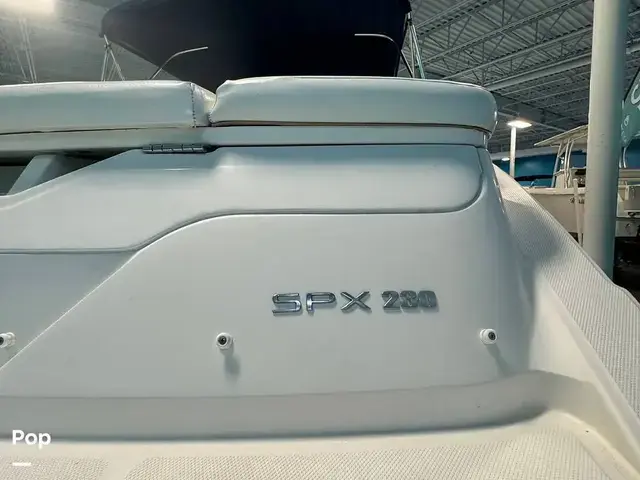 Sea Ray 230 Spx