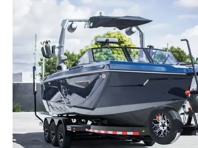 Nautique Boats S23