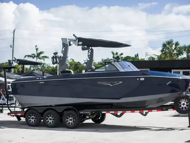 Nautique Boats S23