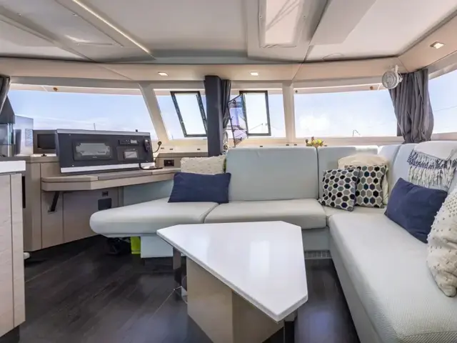 Fountaine Pajot Saona 47