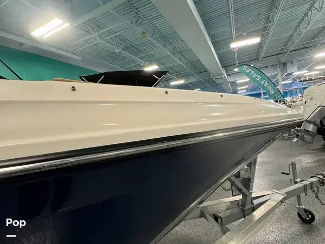 Sea Ray 230 Spx