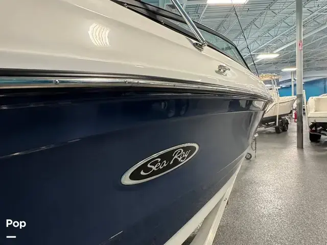 Sea Ray 230 Spx