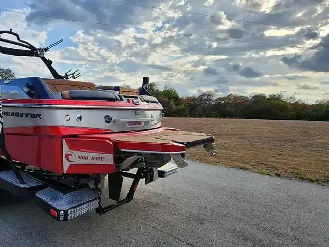 Malibu Wakesetter 23 Lsv