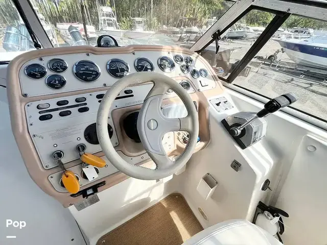 Rinker 280 Fiesta Vee