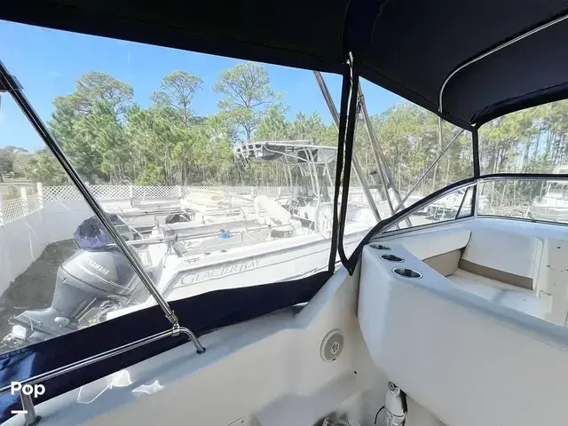 Rinker 280 Fiesta Vee