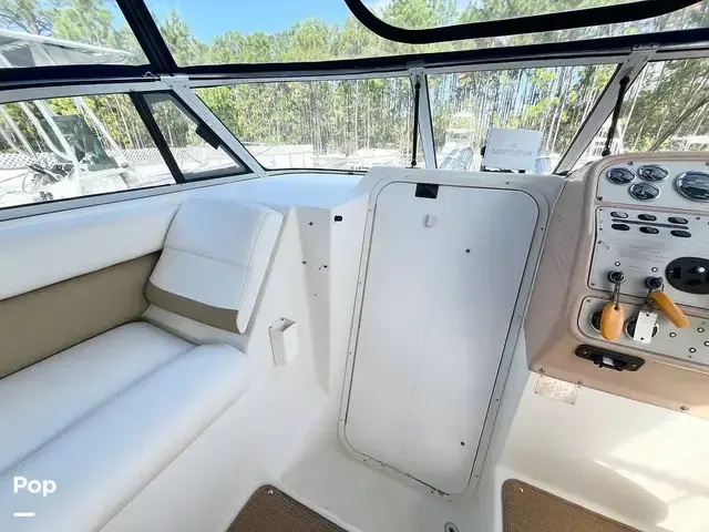 Rinker 280 Fiesta Vee