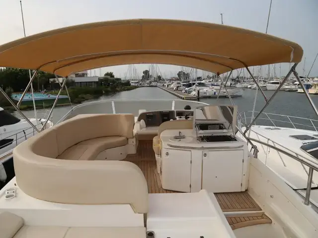 Sealine T52