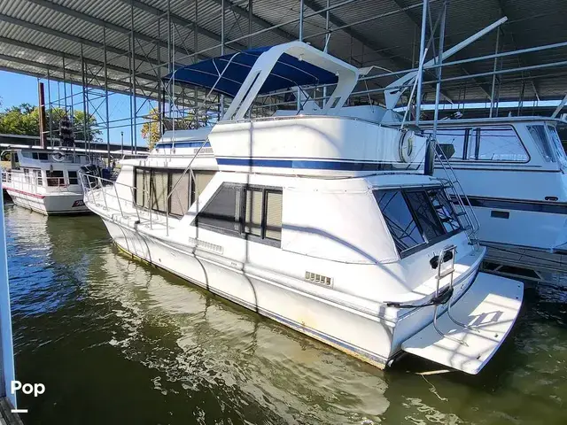 Bluewater 42 Coastal Cruiser