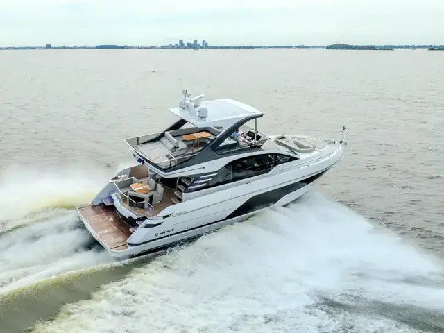 Fairline Squadron 58