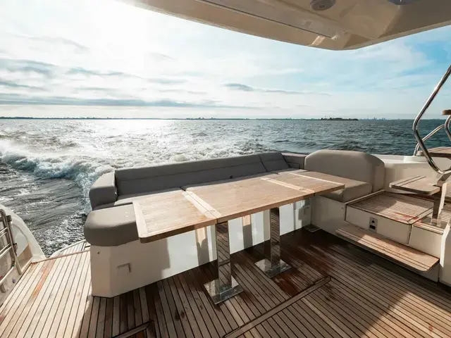 Prestige 520 flybridge #78