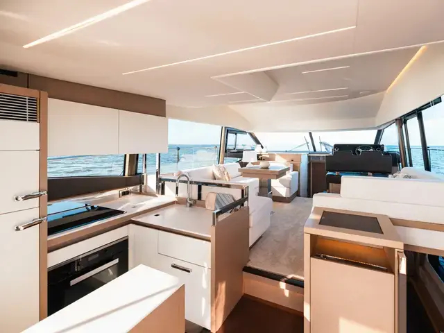 Prestige 520 flybridge #78