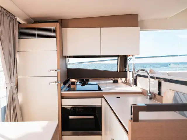 Prestige 520 flybridge #78