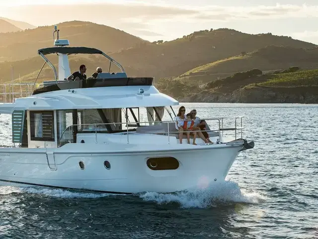 Beneteau Swift Trawler 44