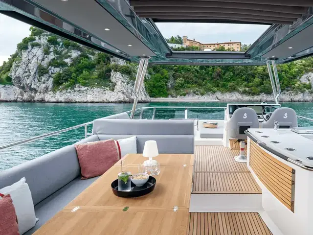 Beneteau Grand Trawler  62