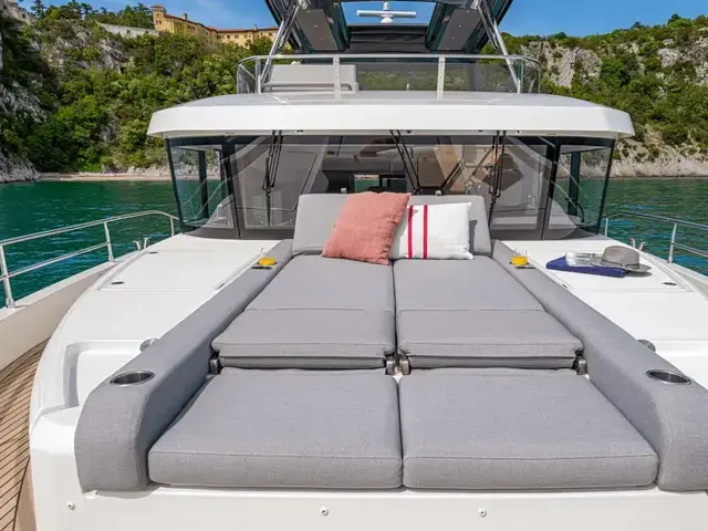 Beneteau Grand Trawler  62