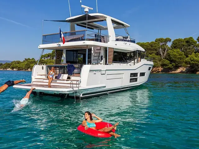 Beneteau Grand Trawler  62