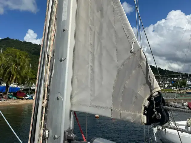 Hallberg-Rassy 382