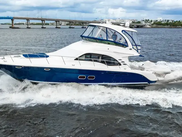 Sea Ray 52 Sedan Bridge