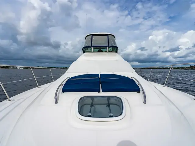 Sea Ray 52 Sedan Bridge