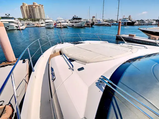 Sunseeker 68 Sport Yacht