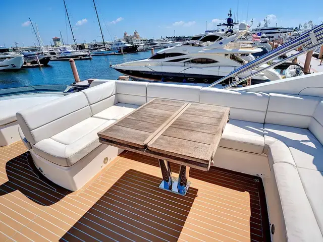 Sunseeker 68 Sport Yacht