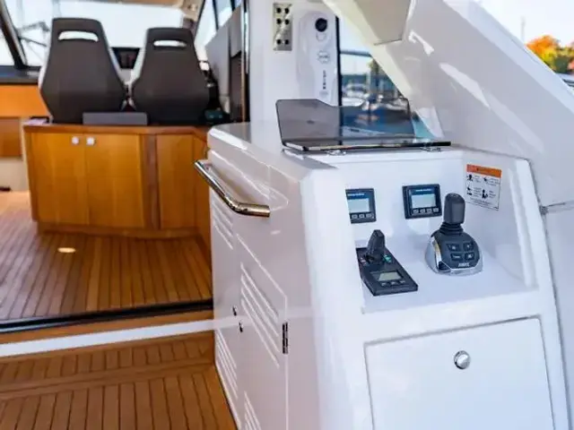 Sunseeker Predator 57