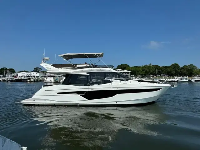 Galeon 500 Fly