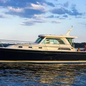 2018 Sabre 38 Salon Express