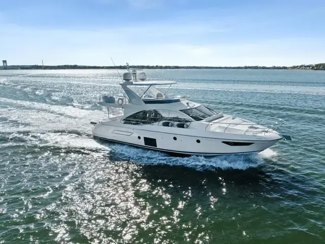 Azimut 50 fly